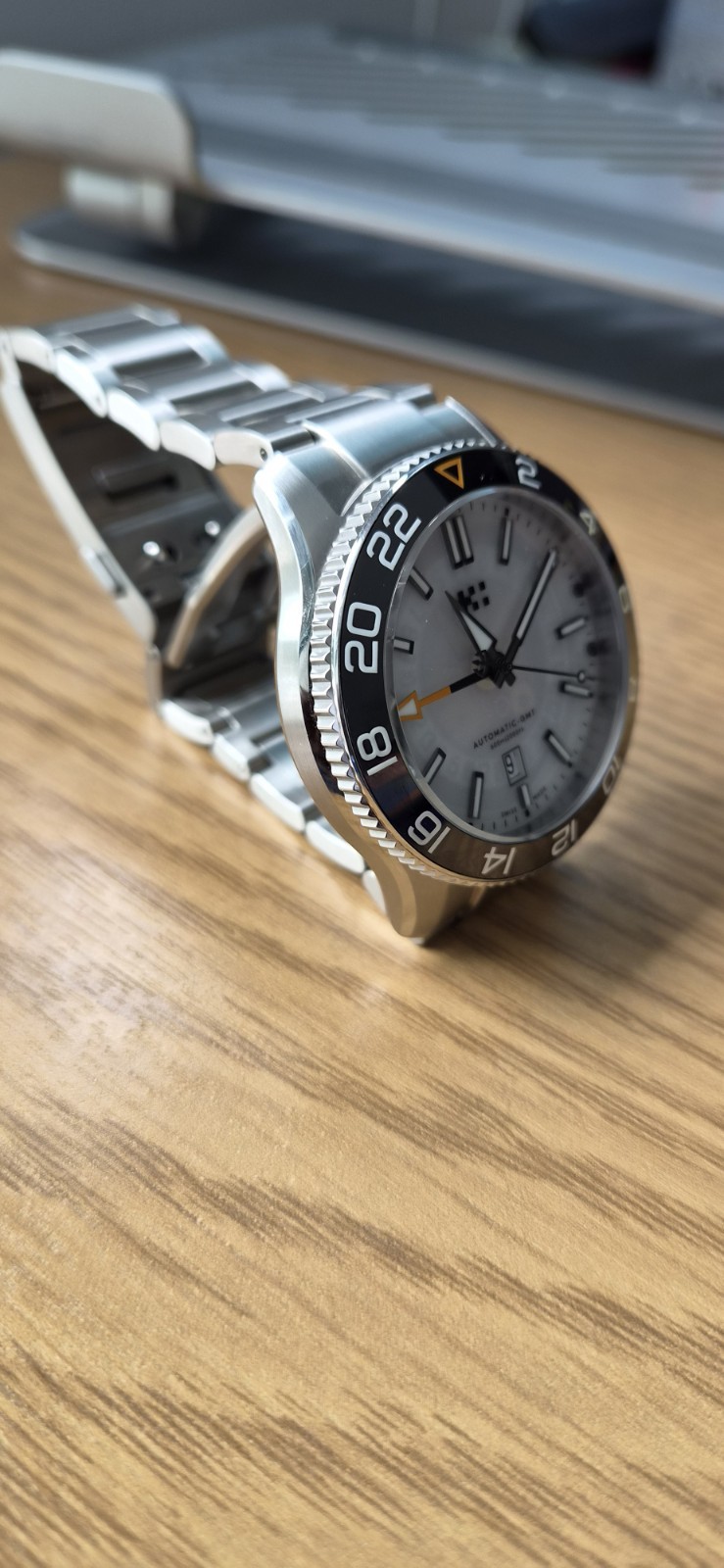 42mm Christopher Ward C60 Trident Pro Anthropocene – GMT with box and papers.