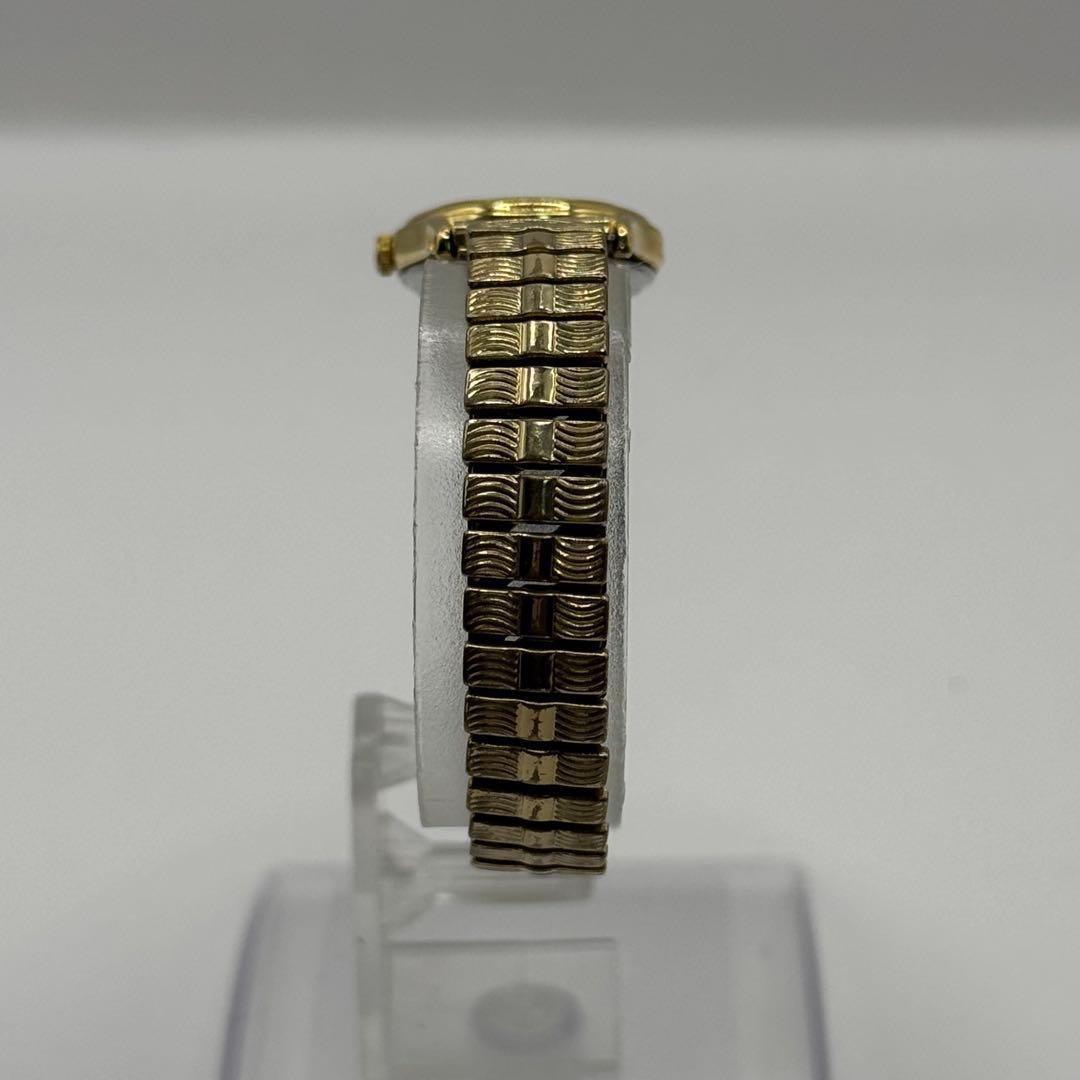 Excellent condition, fully functional SEIKO quartz watch with new battery, oval