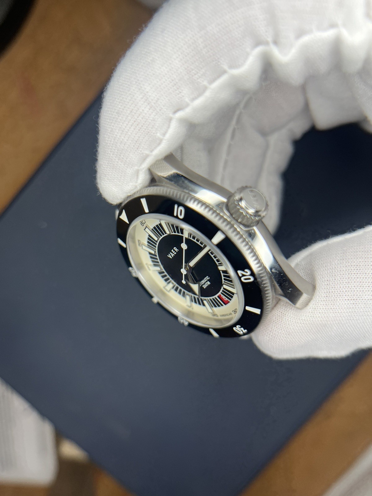 Vaer Tropic Watch