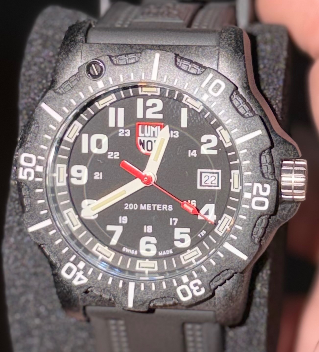 Luminox Navy SEAL 3001 Day-Date Watch – 200M – Tritium – Swiss Made – Full Kit