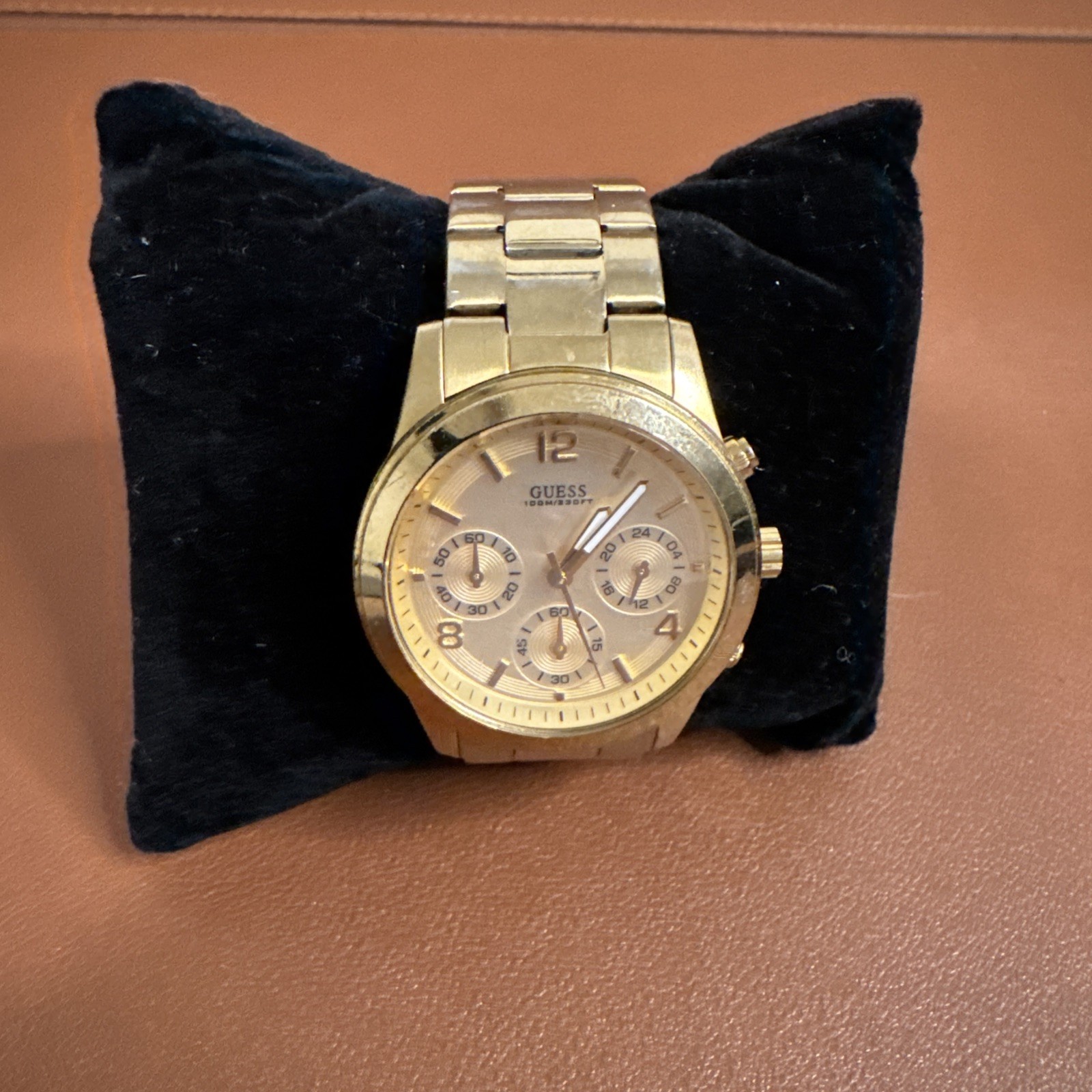 GUESS Women’s Gold 100m/330 ft. Water Resistant Chronograph Watch U13578L1