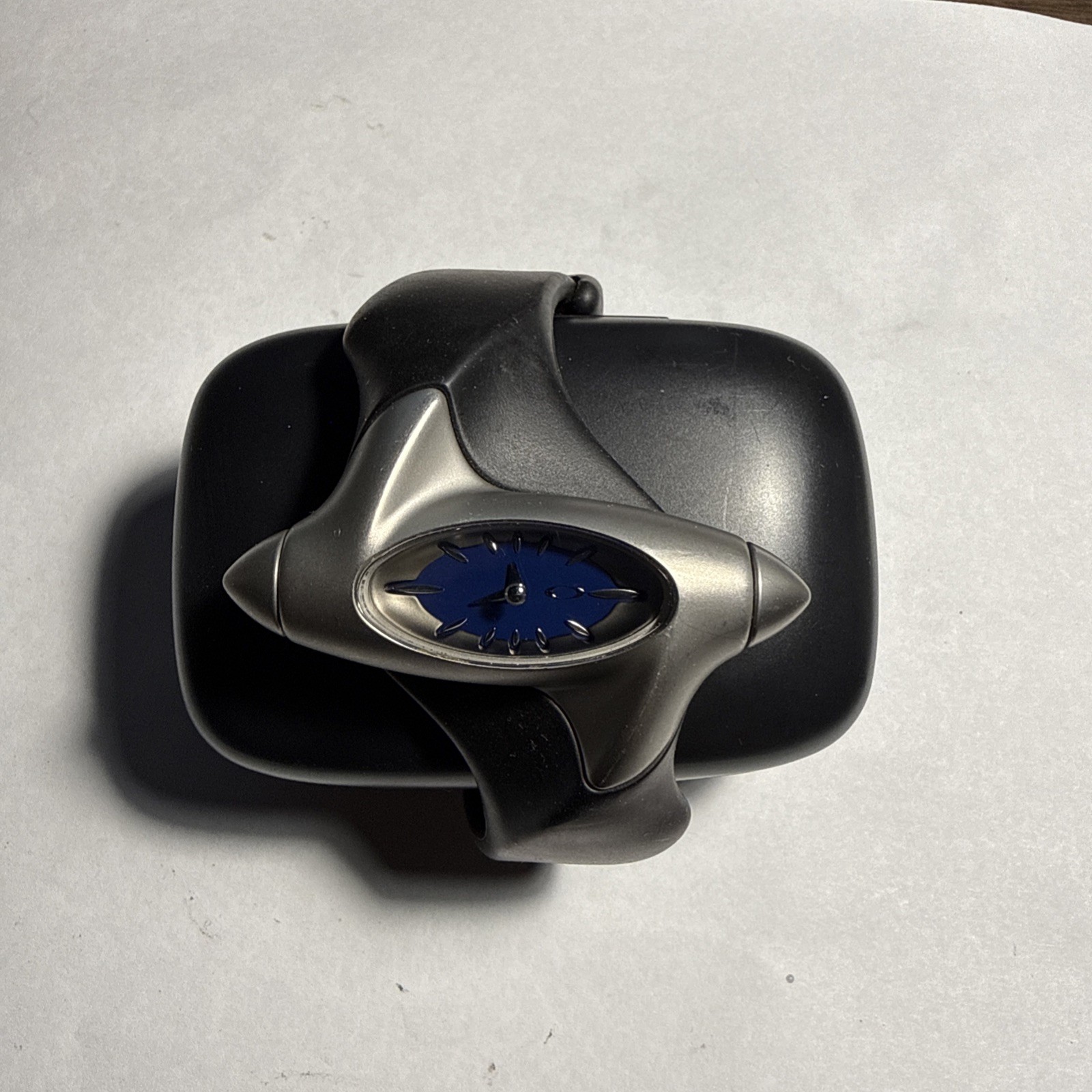 Oakley Torpedo Watch Black Rubber Strap Blue Dial Vintage Rare