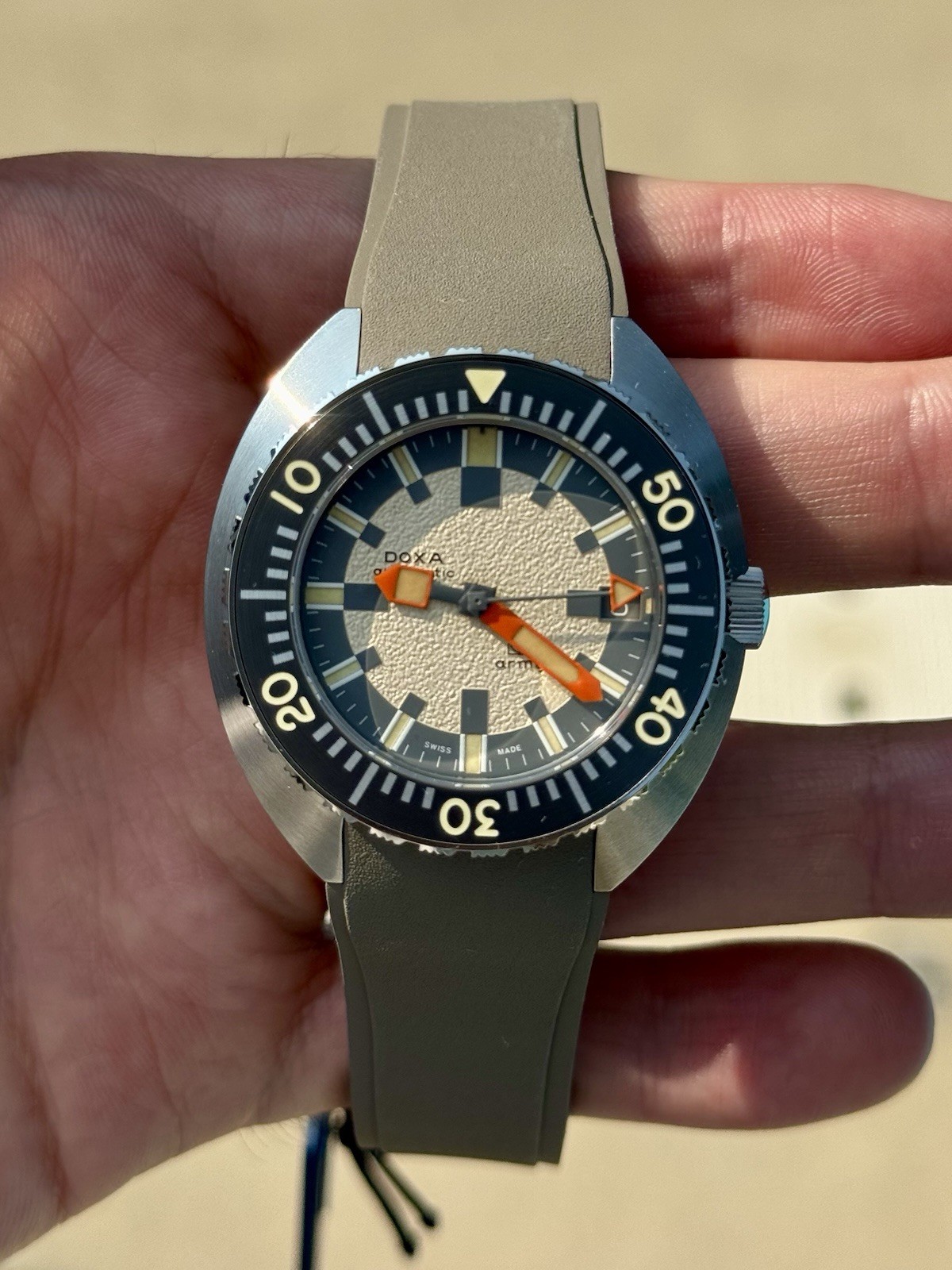 DOXA SUB Army 200T x Hodinkee Limited Edition (1 of 250) NEW UNWORN – Full Set