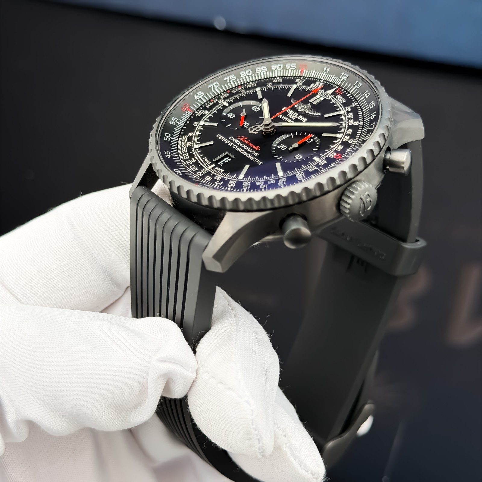 Breitling Navitimer 01 46 MB012822 Black Dial Chronograph Full Set 2016