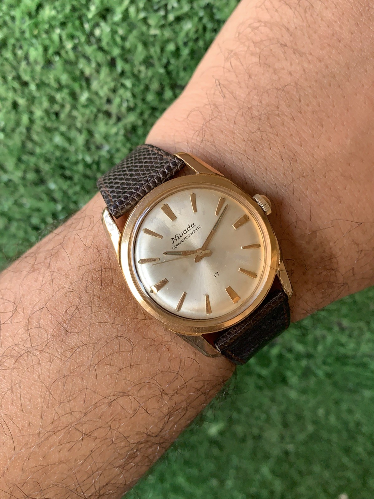 Vintage Nivada Compensamatic Mechanical Watch 35mm Manual Classic Dress Watch
