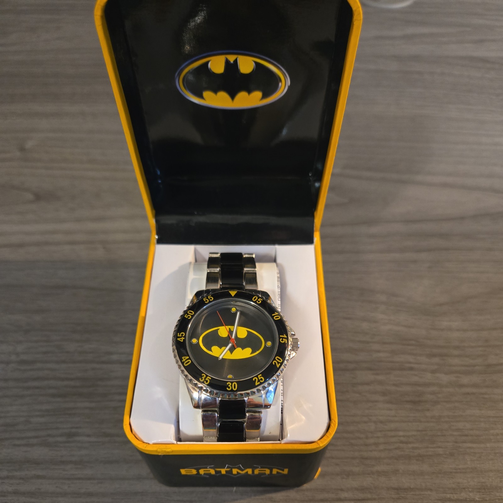 Accutime DC Batman Men’s Watch With Two Tone Metal Strap w/Collector Tin