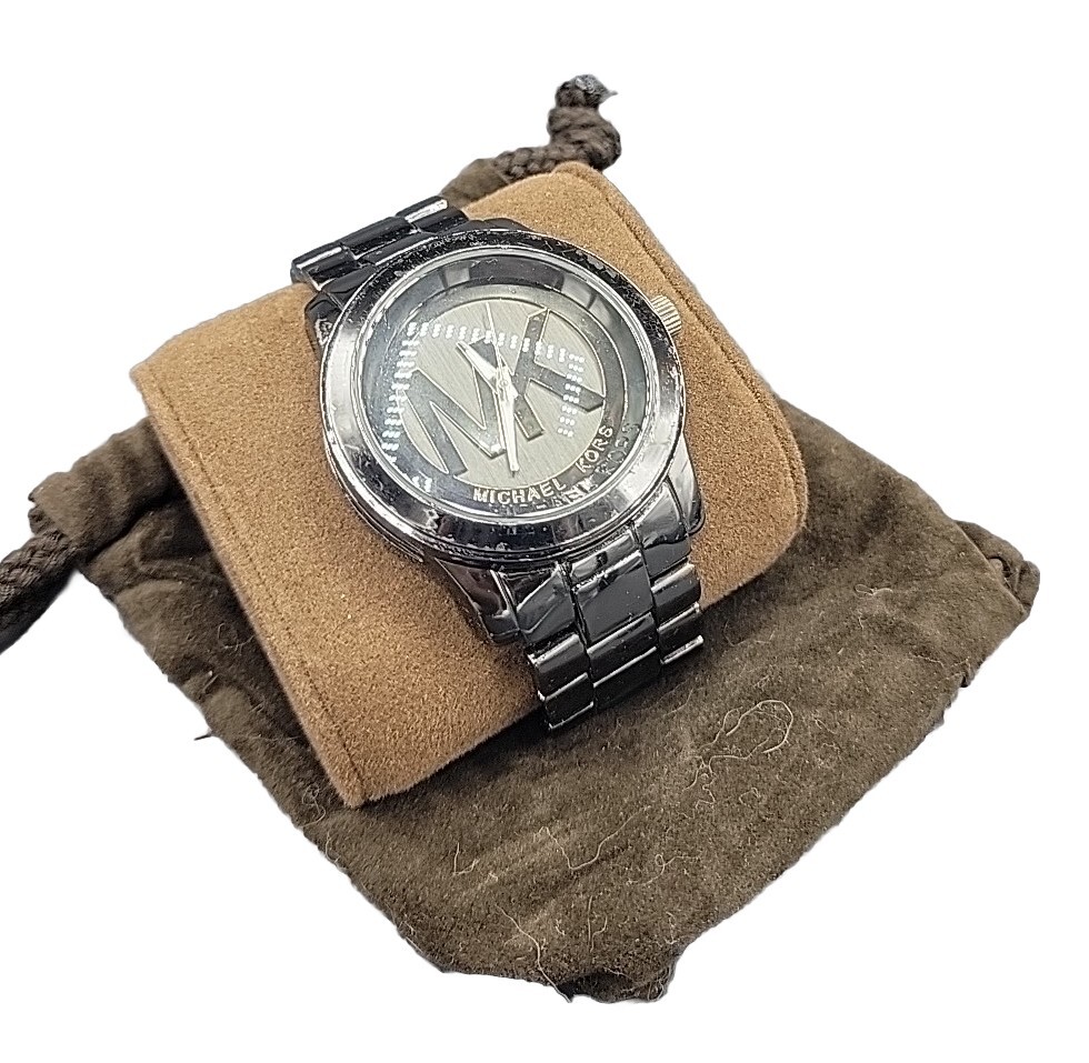 Michael Kors MK-1126 Hematite-Black Logo-Faced Stn.Steel 100m(10ATM) VTG Pre-own