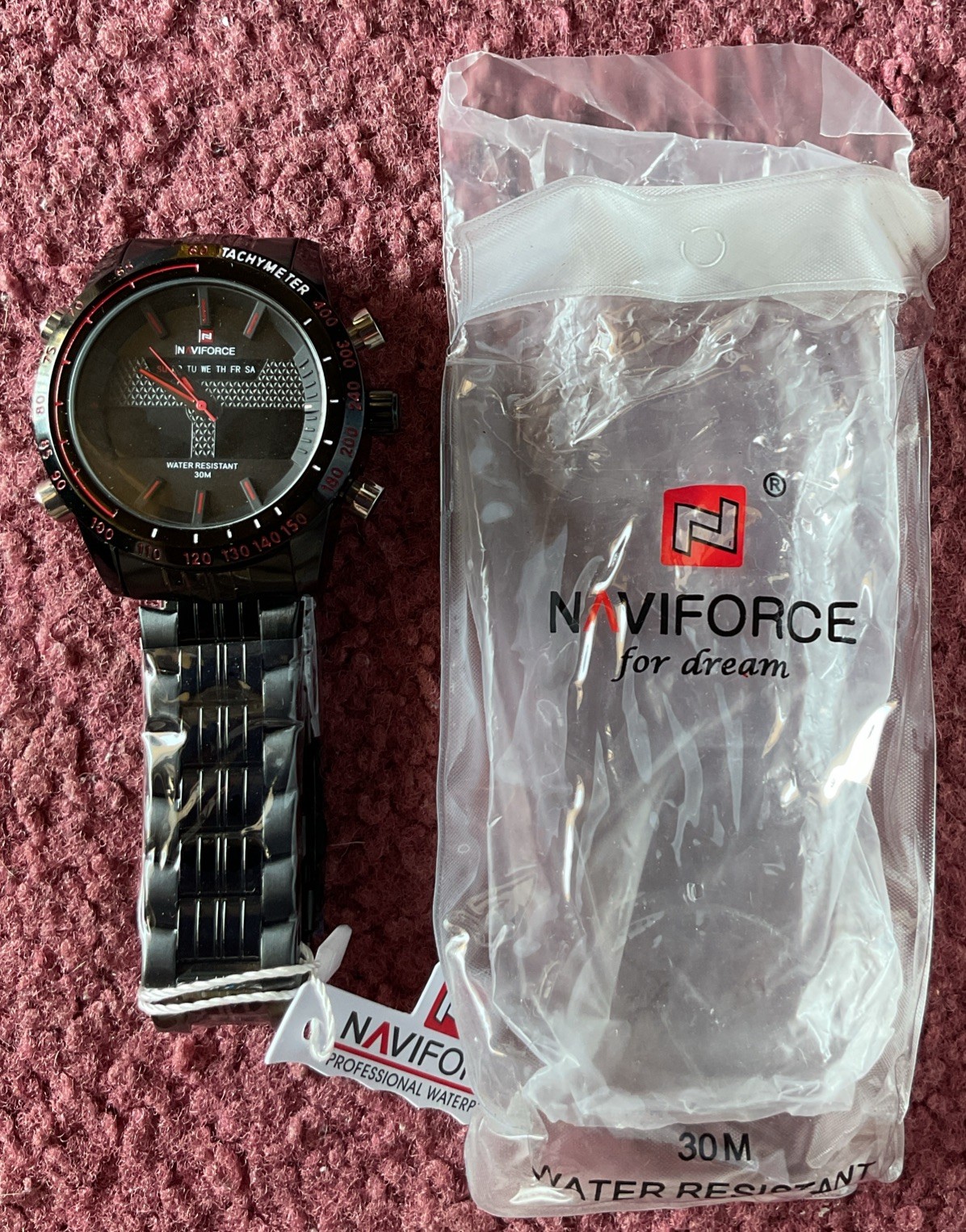 Naviforce NF9024 Black Quartz Watch Date 30M Water Resistant