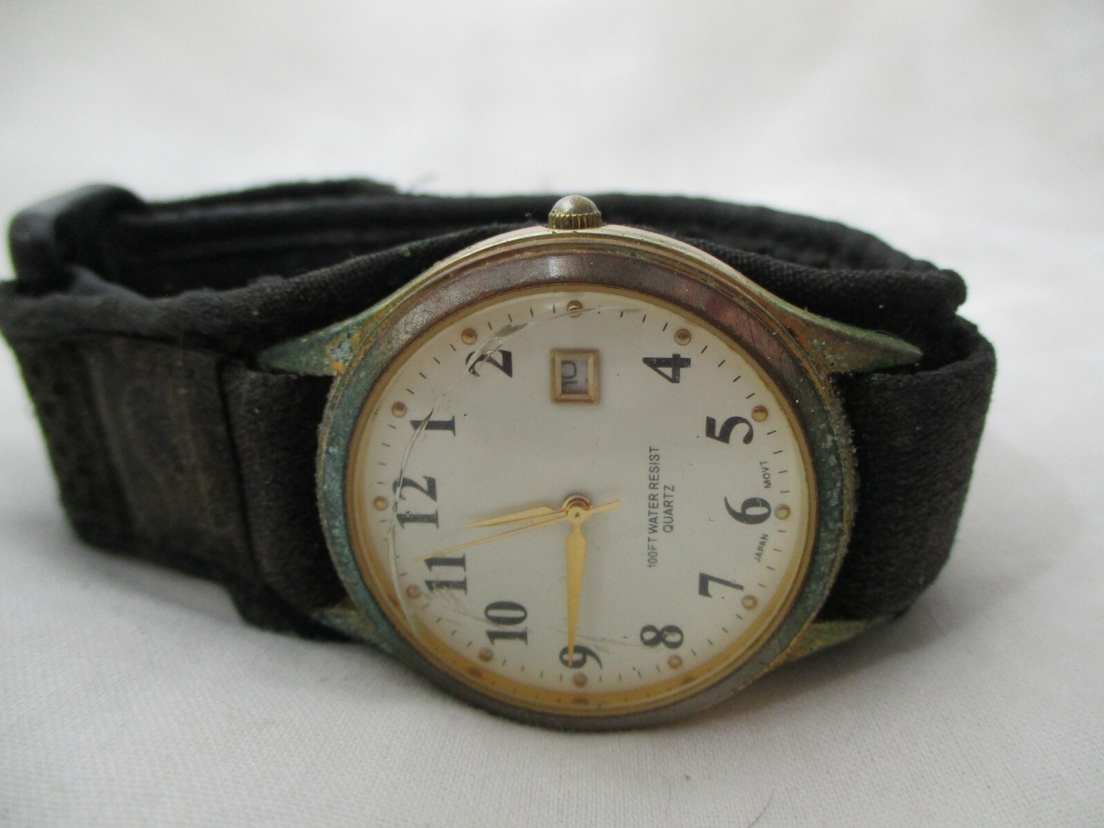 Watch Black Hook & Loop Band Gold Tone Round Face Date Indicator WORKING!