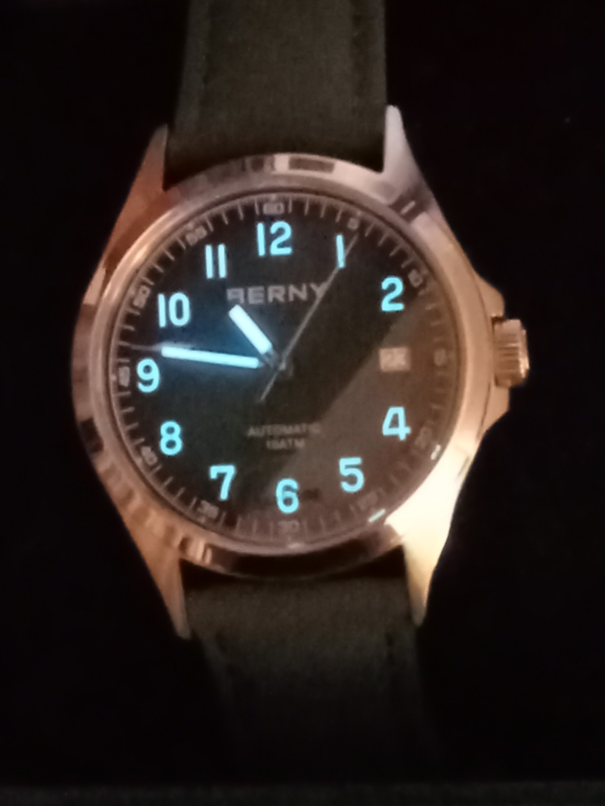 AM7110VM High Beat ST2130 Sapphire SS Super-LumiNova Green Fume Dial Pilot Watch