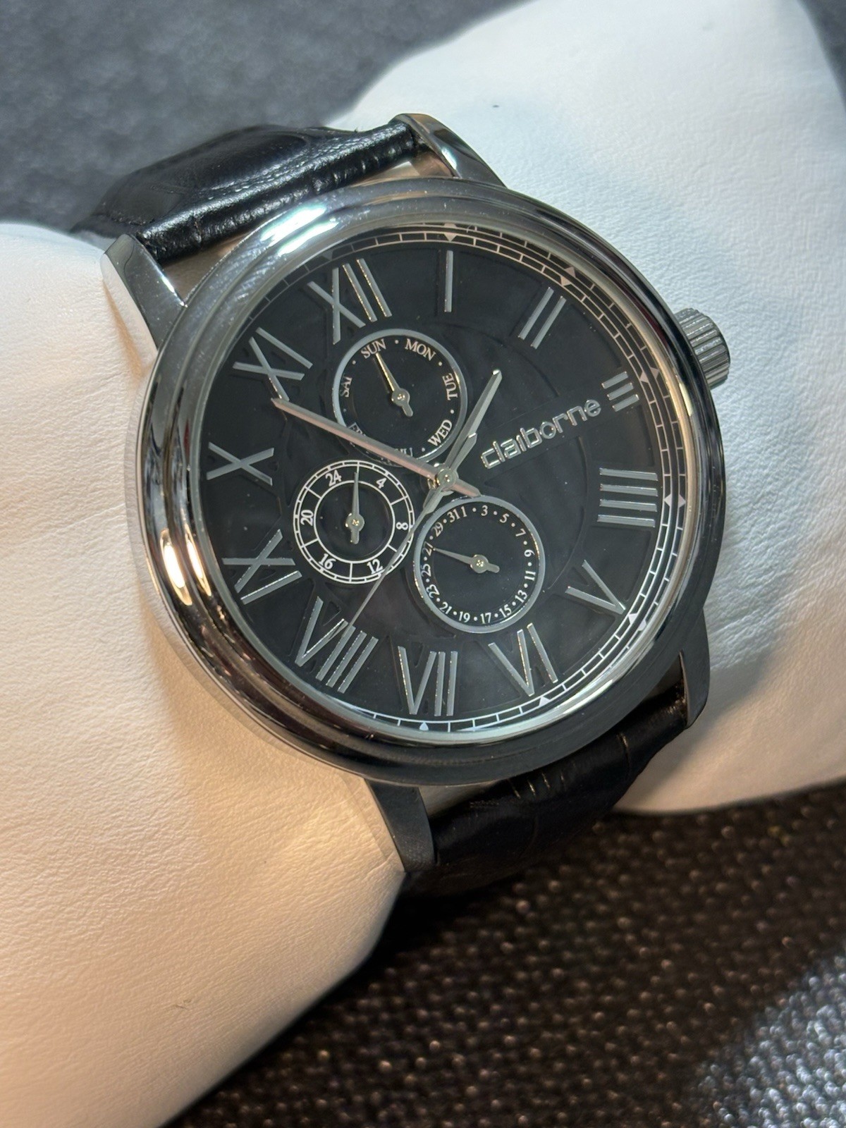Claiborne Multifunctional Dial Men 44mm Watch Silver Tone/Black Leather,New Bat