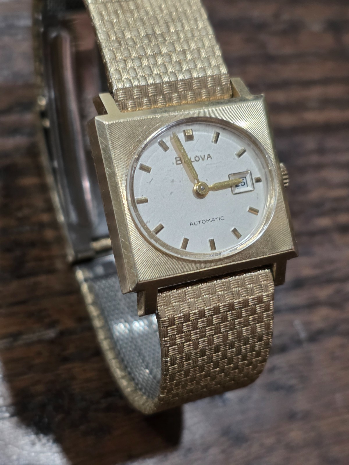 1967 Bulova Edwardian 10K Yellow Gold Filled 7EDAD 17 Jewel Automatic Wind