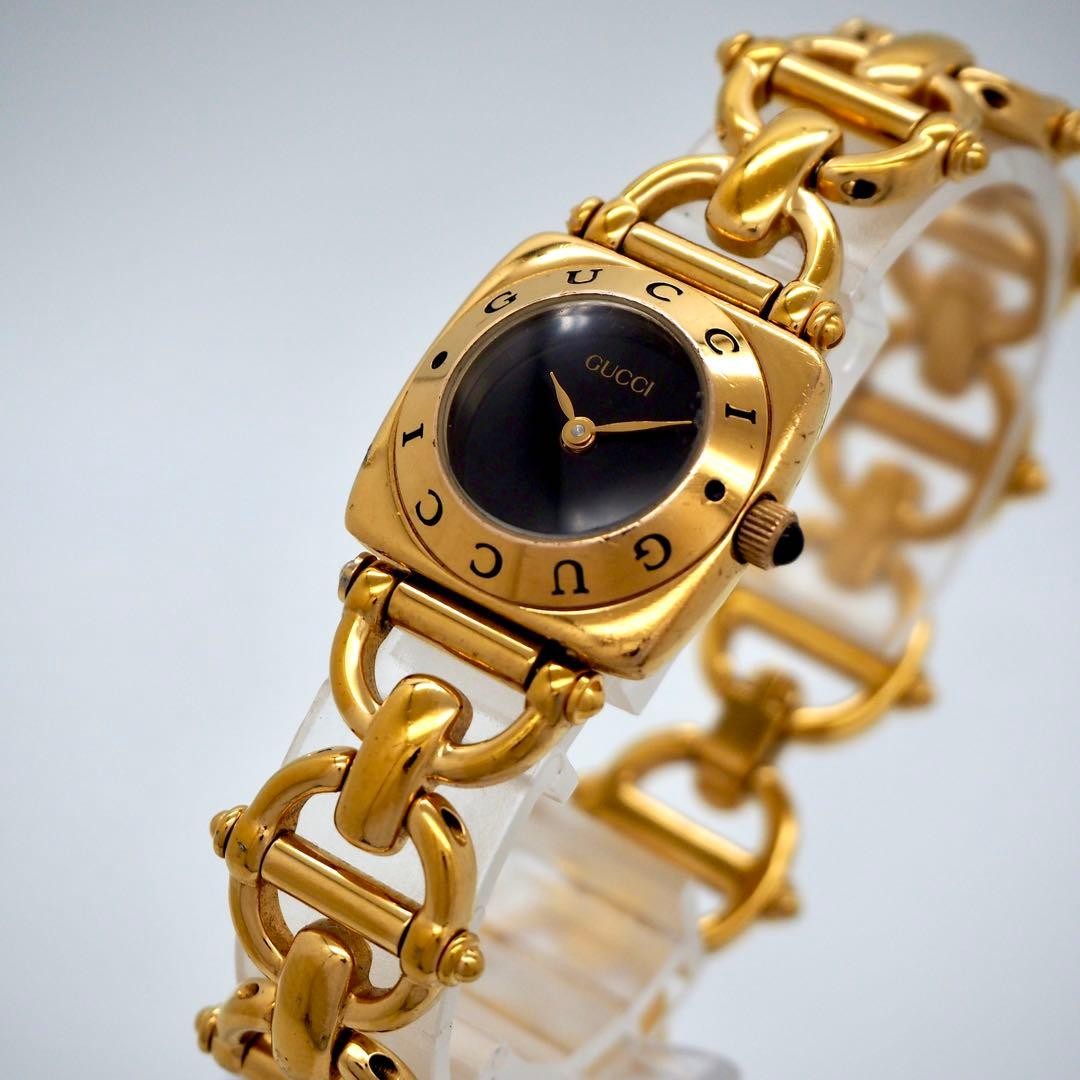 Gucci 6400L Ladies Gold Black Dial Quartz Watch Japan 074126