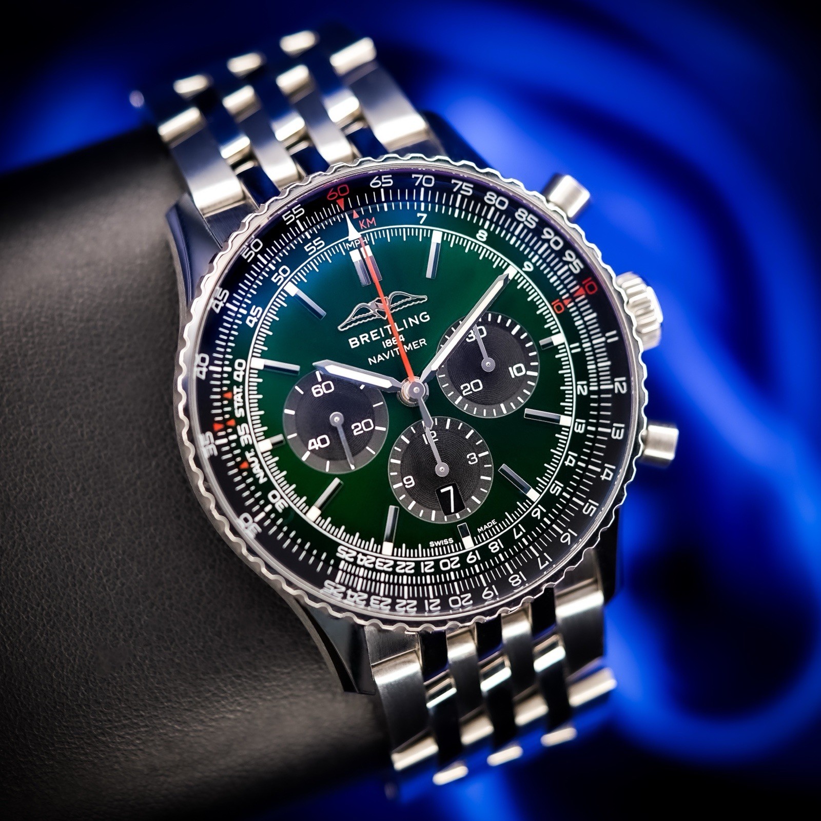 Breitling Navitimer 1 B01 Chronograph 46 AB0137241L1A1 46mm Steel Green Dial B&P