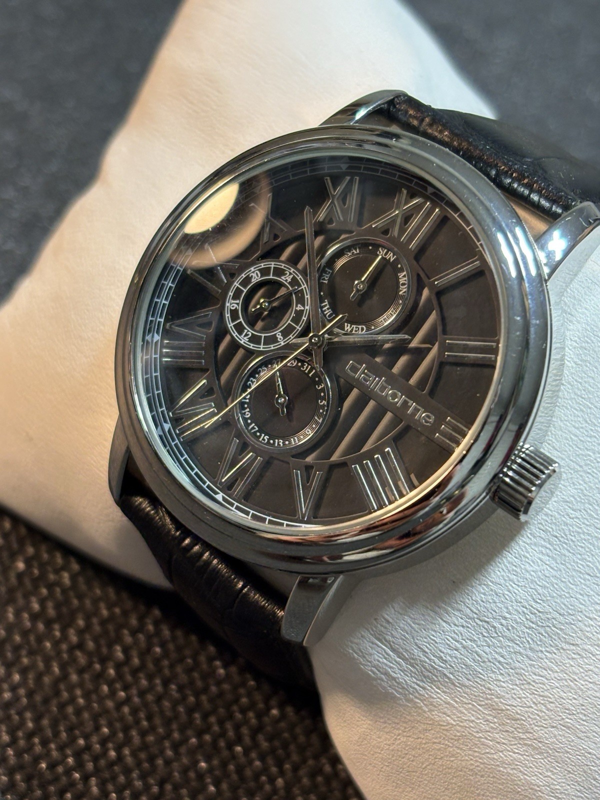 Claiborne Multifunctional Dial Men 44mm Watch Silver Tone/Black Leather,New Bat