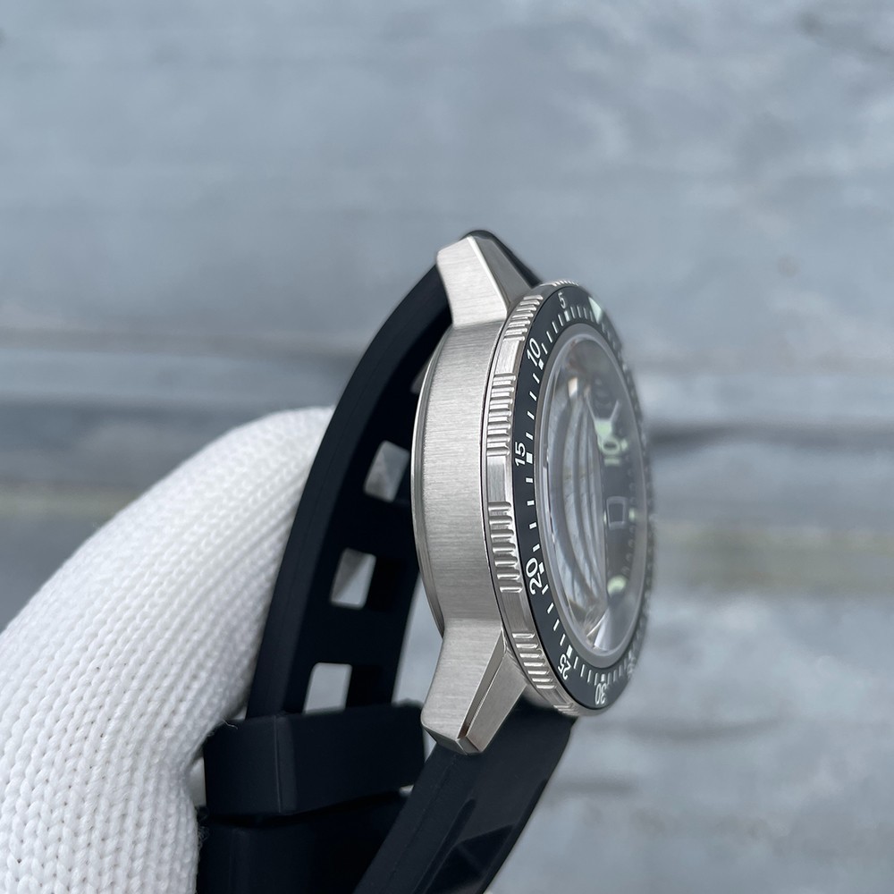 Steeldive Steelflier SF787, Classic Pilot, NH36, Sapphire, Lume, Diving, Rubber