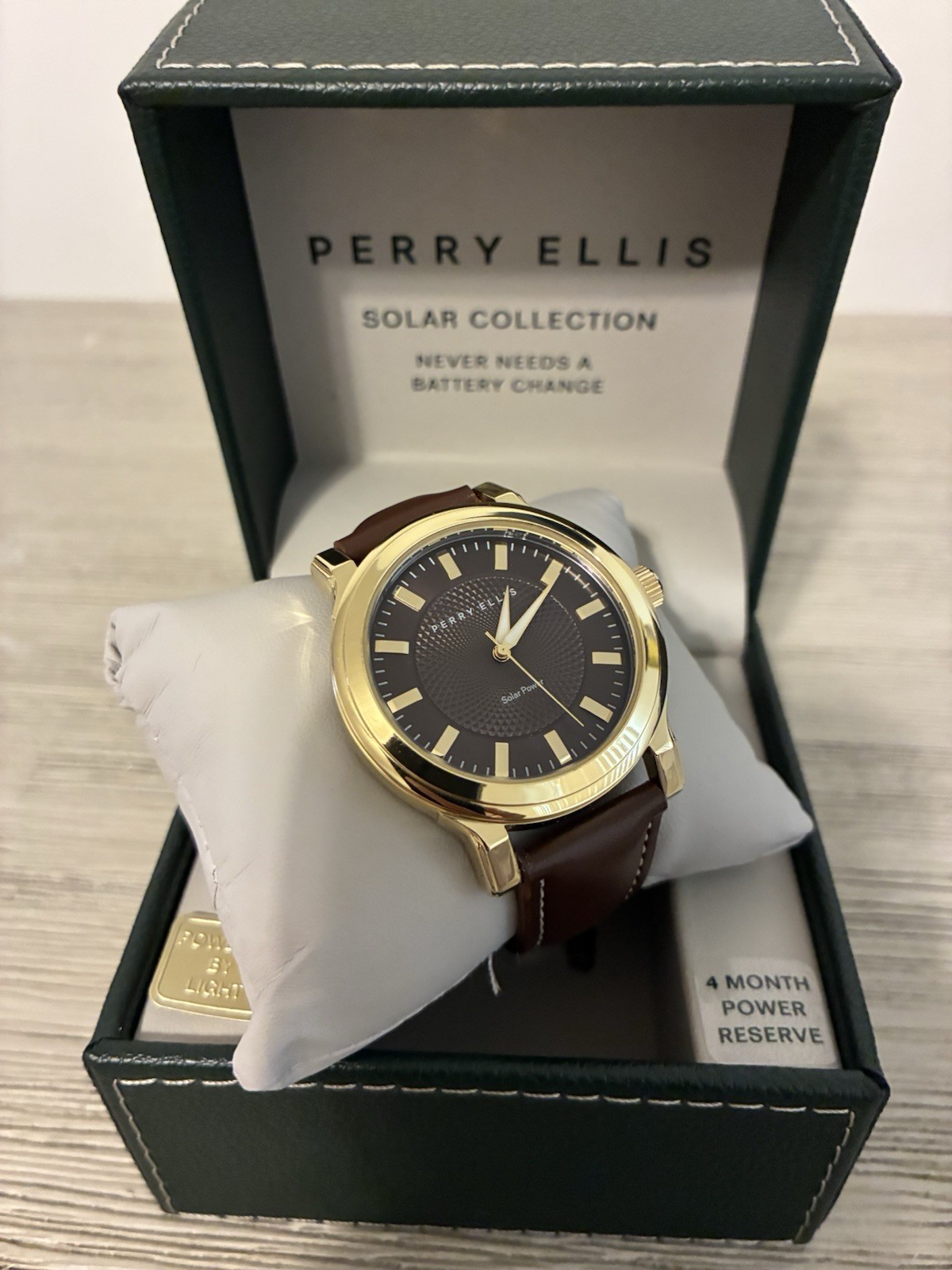 perry ellis watch