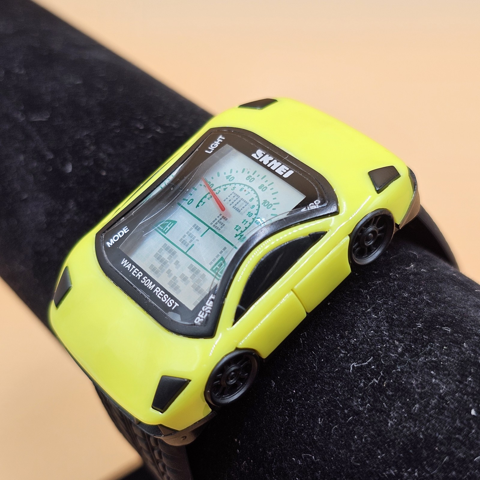 SKMEI Lamborghini Speedometer Men’s Digital Alarm Day/Date Watch New Battery