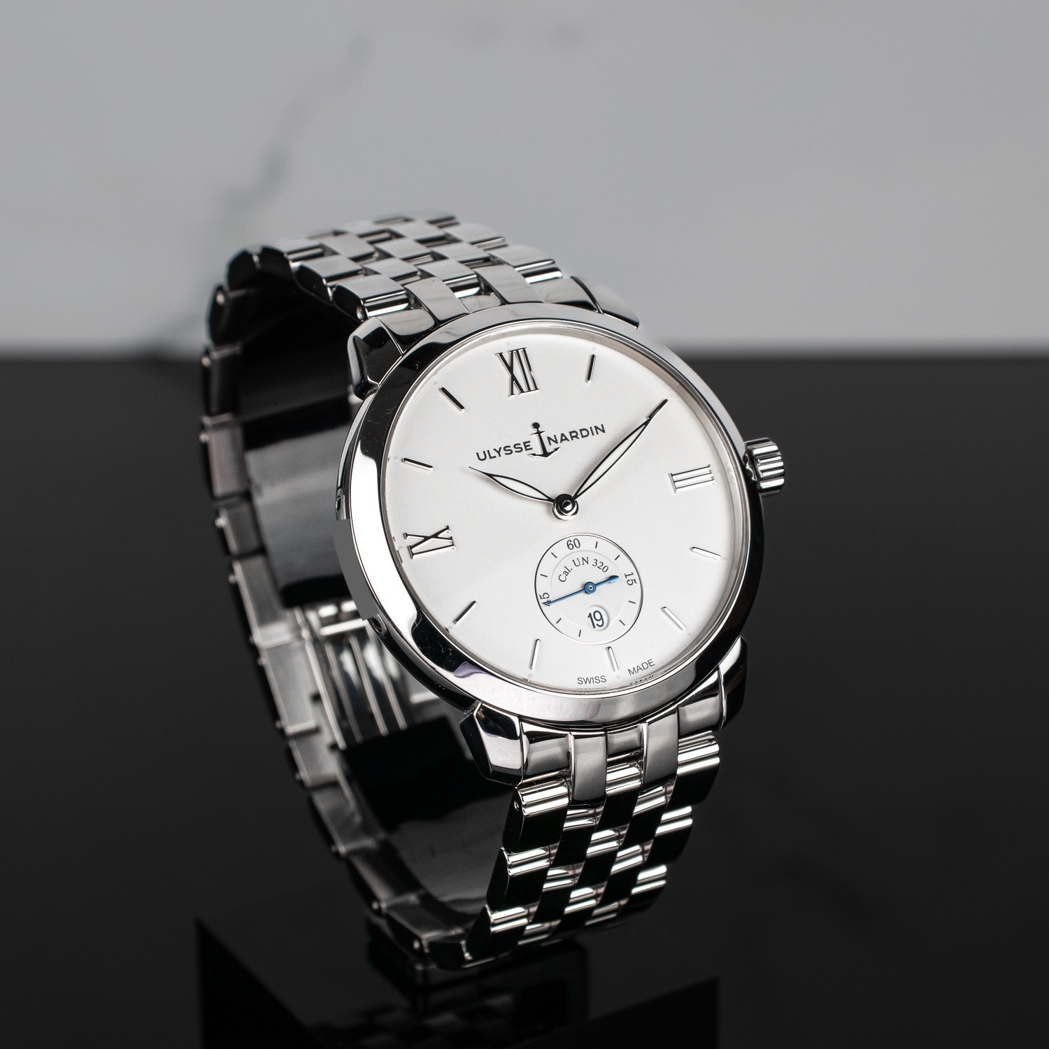 Ulysse Nardin Classico Silver Dial Steel Bracelet 2020 40MM 3203-136-7/30