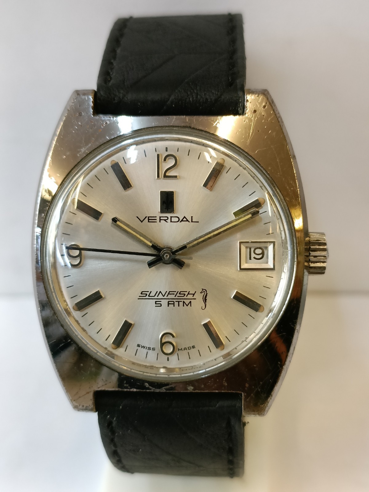 VERDAL SUNFISH 17J WINDING SILVER DIAL 4229 SWISS MEN’S WORKING CONDITION