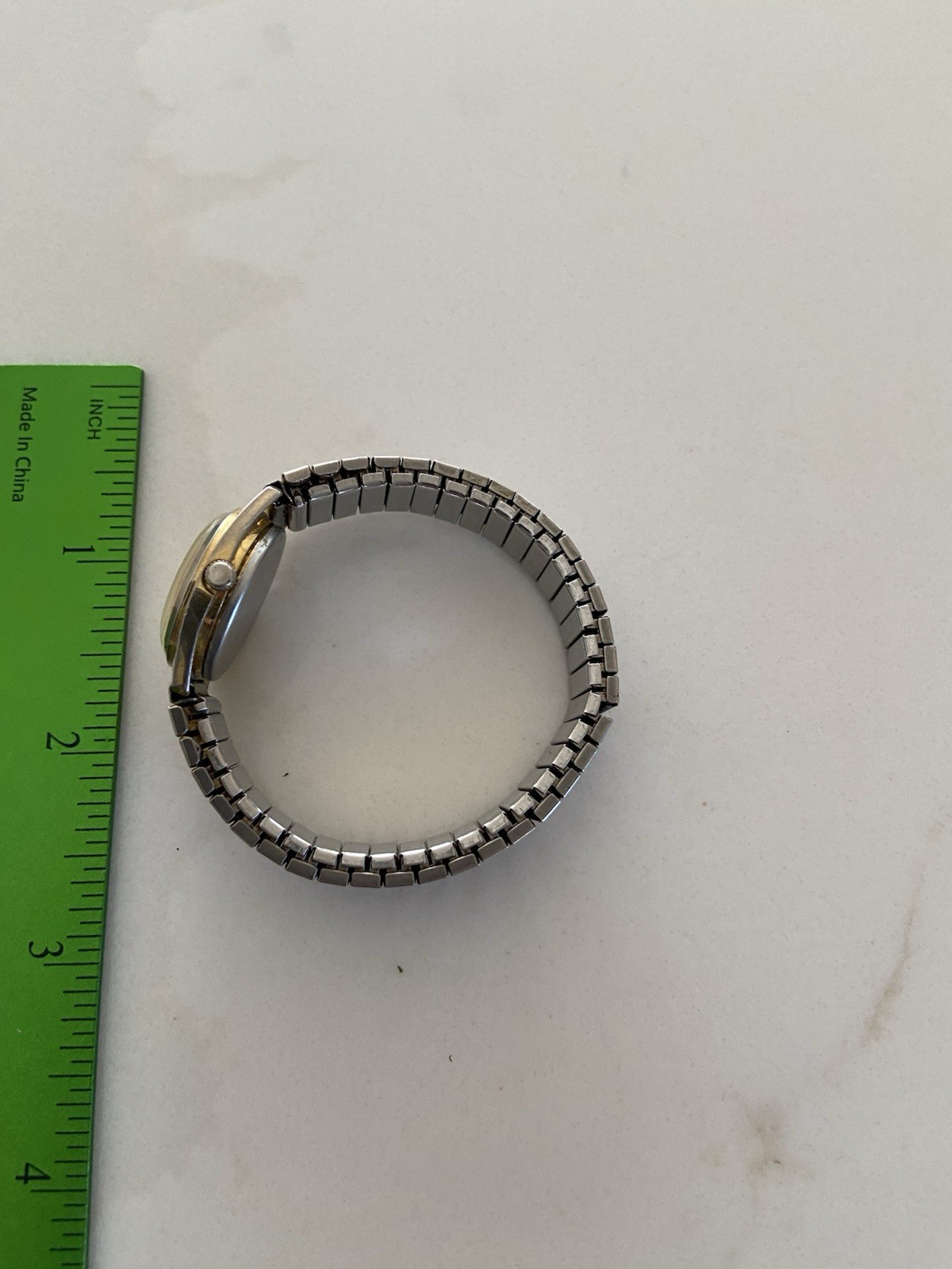 Clarion Quartz watch, which features both a day and date Display works great