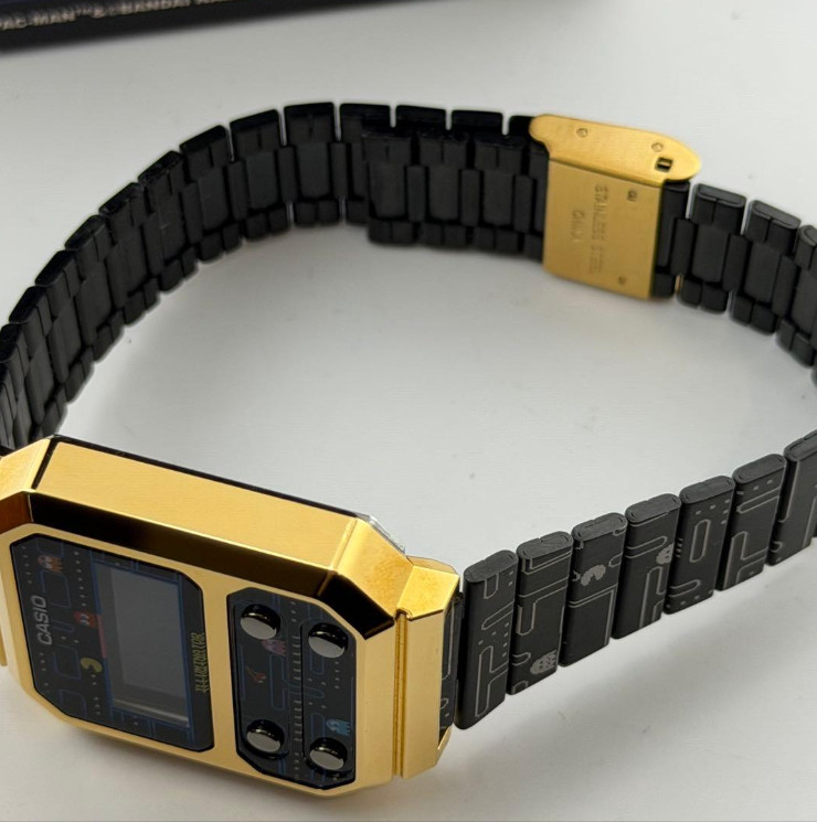 Pac-Man & Casio Collaborated New Watch