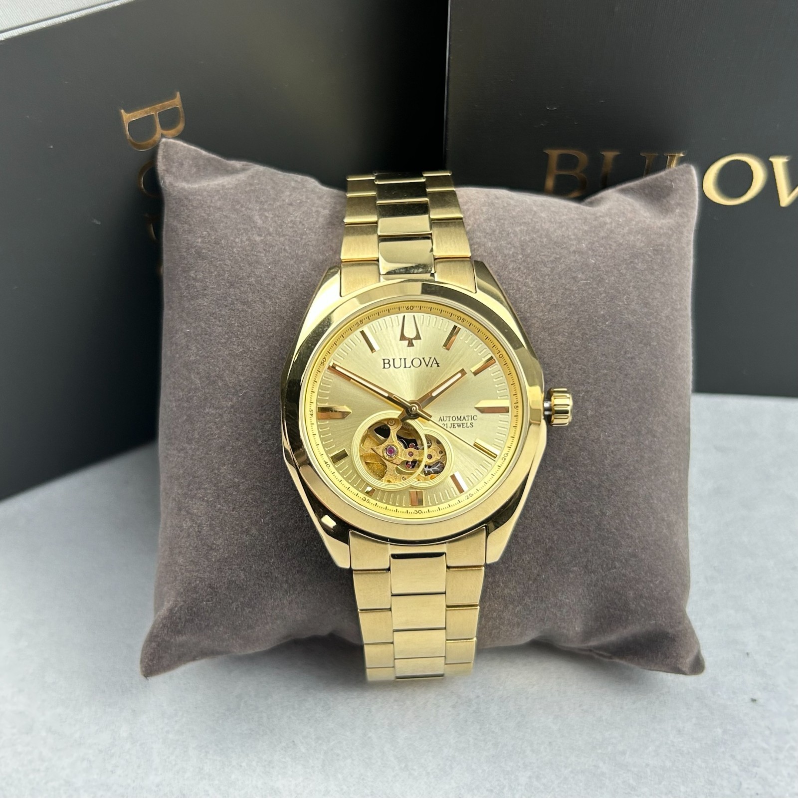 Bulova Surveyor Classic 97A182 Automatic Gold Tone Dial Men’s Watch 39mm New/Box