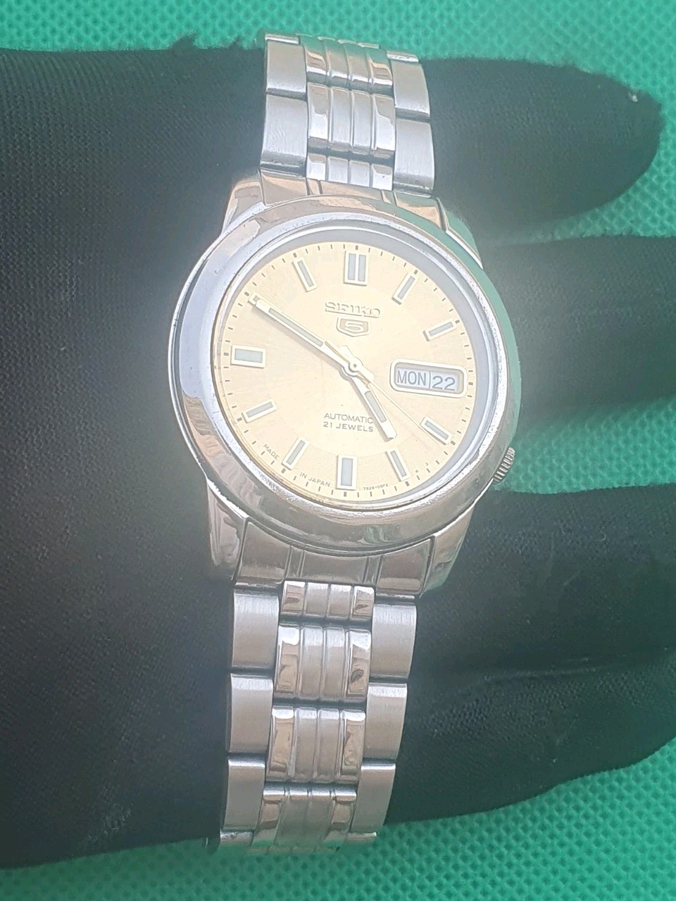 Vintage Seiko 5 7s26 Automatic Stainless Steel men Wristwatch made in Japan