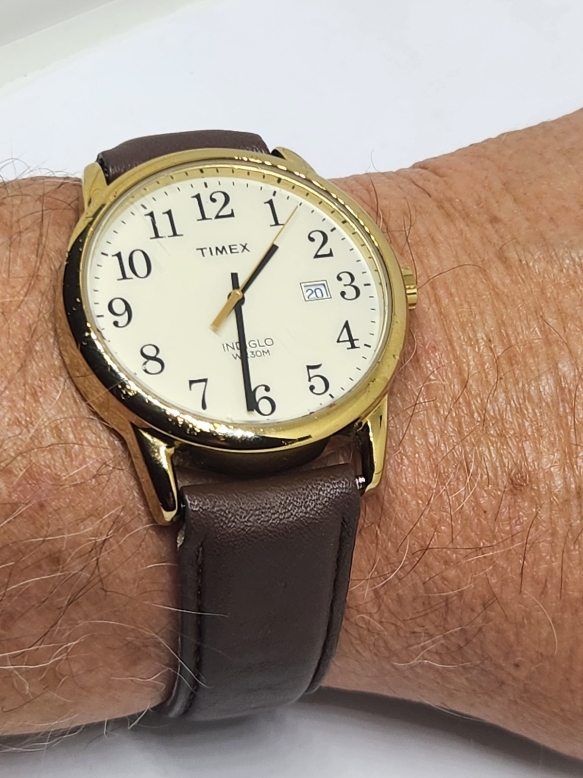 Timex Easy Reader Cream Dial Men’s Watch – TW2P75800 Really Good Condition