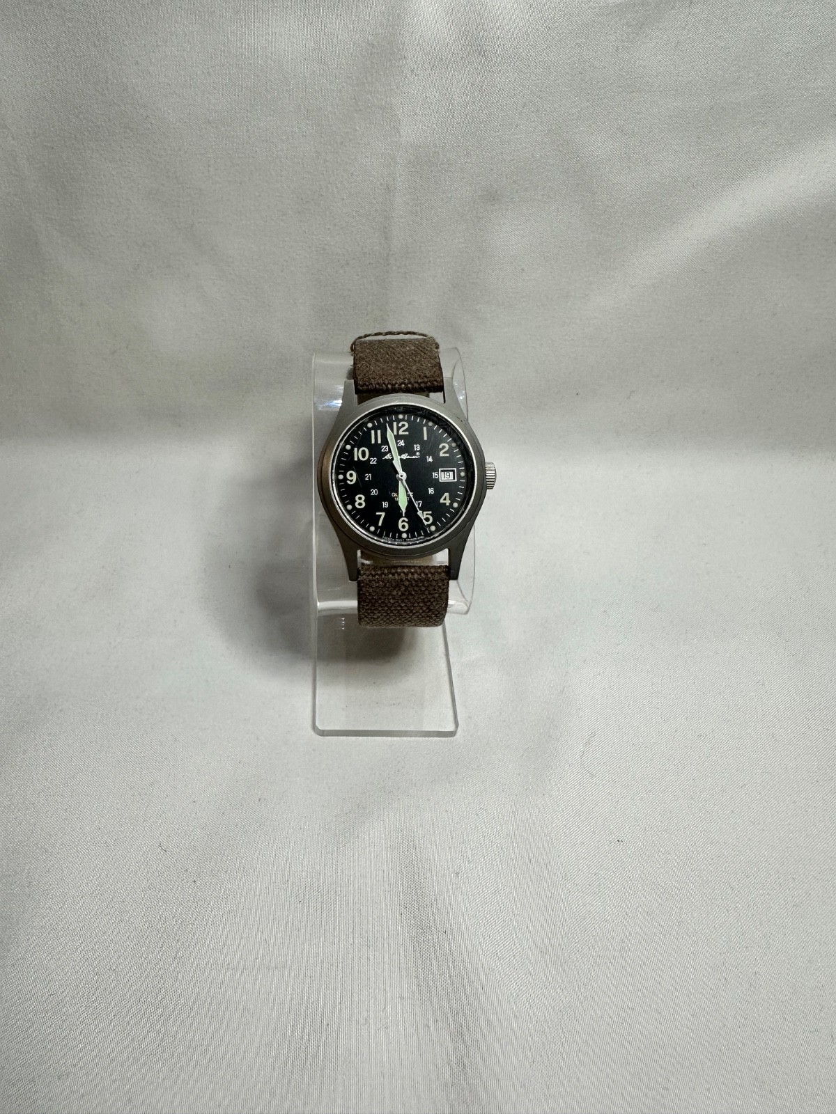 Vintage 90s Eddie Bauer Quartz Field Watch Black Dial Date window