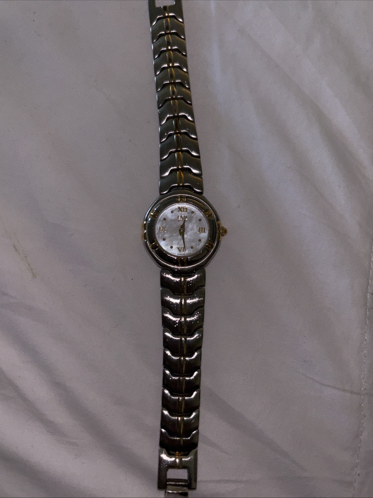 ESQ Movado Gold Tone Mother of Pearl MOP Swiss Womens Watch Wristwatch Excellent