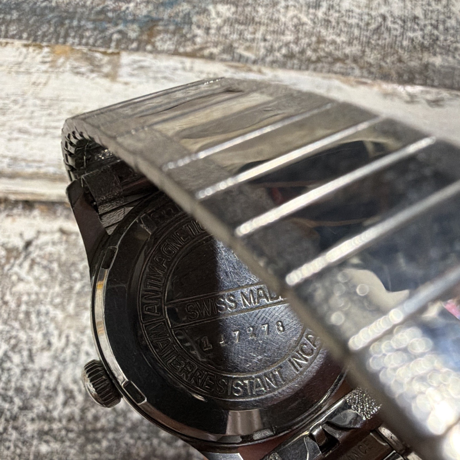 Boulevard Indimatic Automatic Vintage 34mm Cream Dial Steel Bracelet 17J