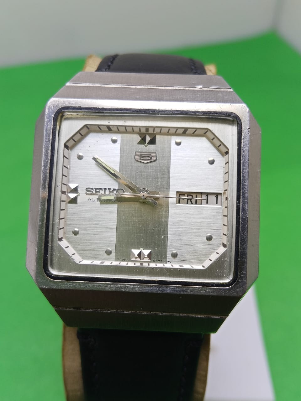 SEIKO 5 Automatic 7009-5410 Day/Date Vintage Men’s Watch