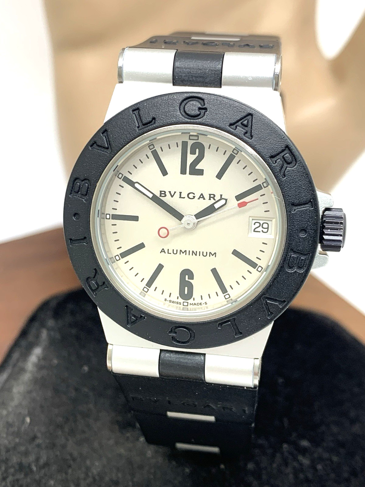 Bvlgari Women’s Watch AL32TA Aluminum Swiss Quartz Silver Dial Black Rubber 32mm