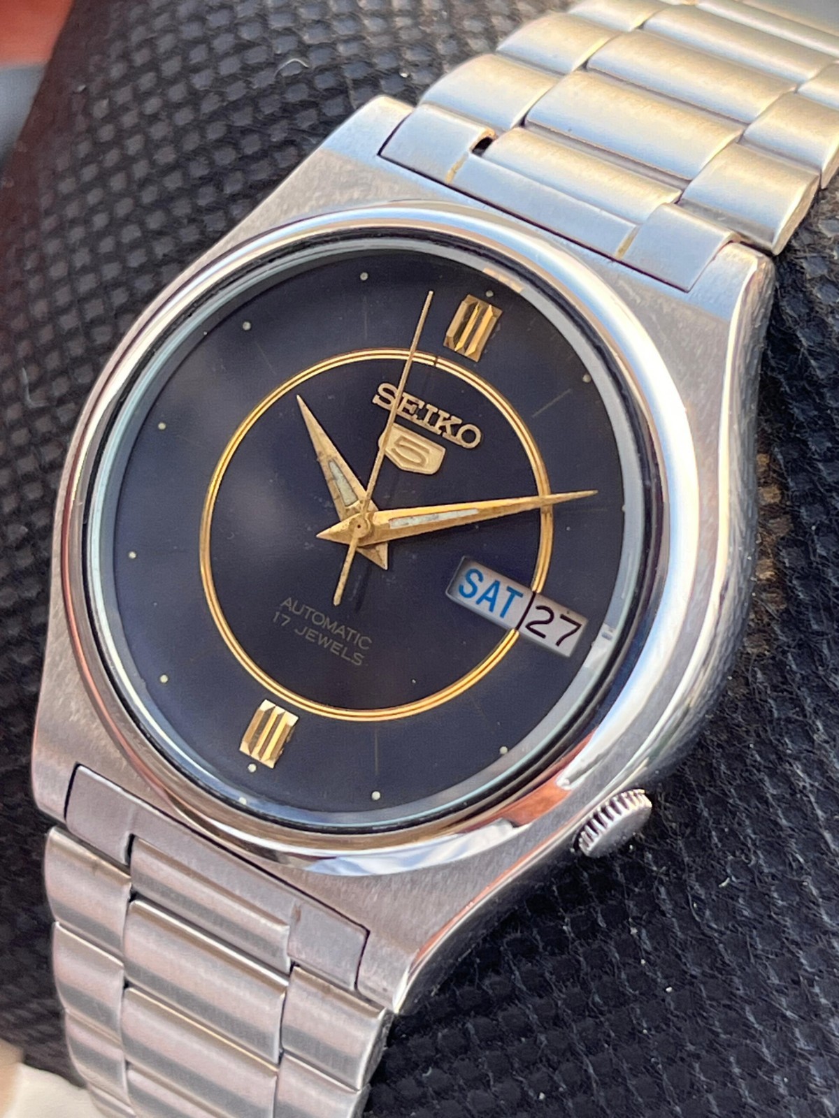 Vintage Seiko 5 Automatic 7009 Midnight Blue Gold Circle Watch