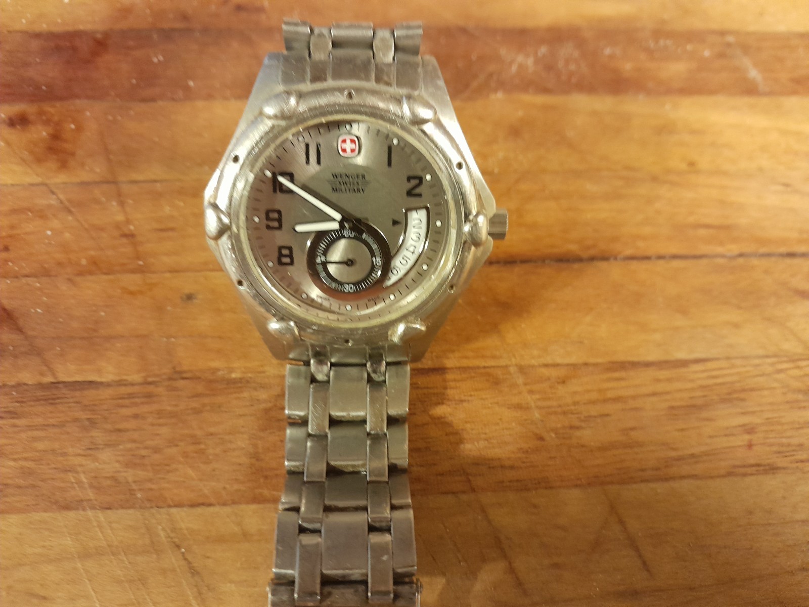 Wenger Swiss Military 79008 Mens Standard Issue Steel Date Casual Watch
