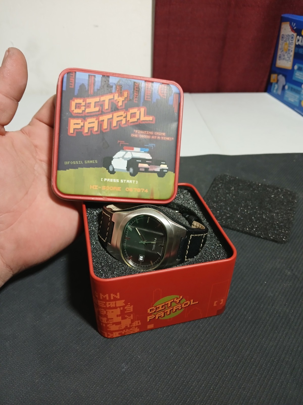 ​Vintage Fossil “City Patrol” Video Game Series Watch – 2003 Limited Edition Tin