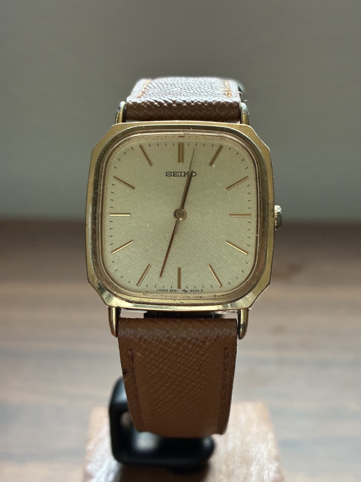Vintage 1989 SEIKO 5P31-5270 Gold Square Quartz Unisex Dress Watch – Serviced