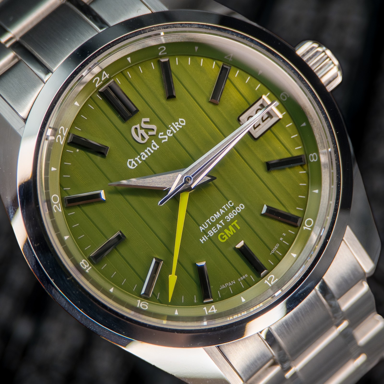Grand Seiko SBGJ259 Hi-Beat GMT Bamboo Garden 40mm Green Dial Stainless Steel