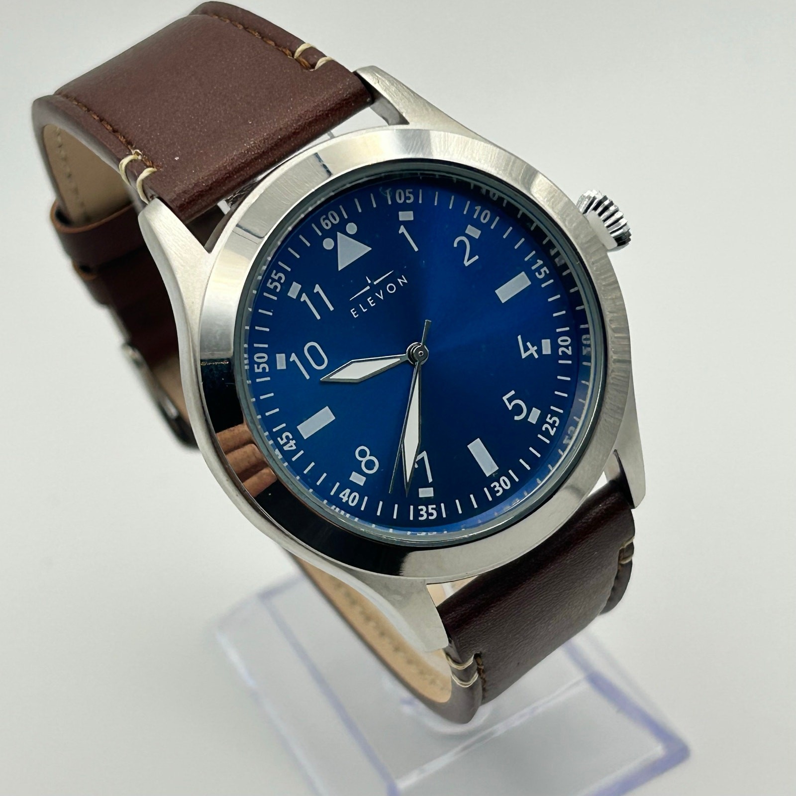 Elevon Silver-tone Case Blue Dial Brown Leather Men’s Watch Working New Battery