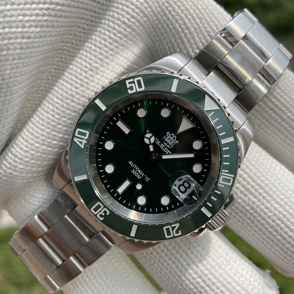 Steeldive SD1953 Hulk Green Sub 300M Mechanical Dive Watch Sapphire NH35