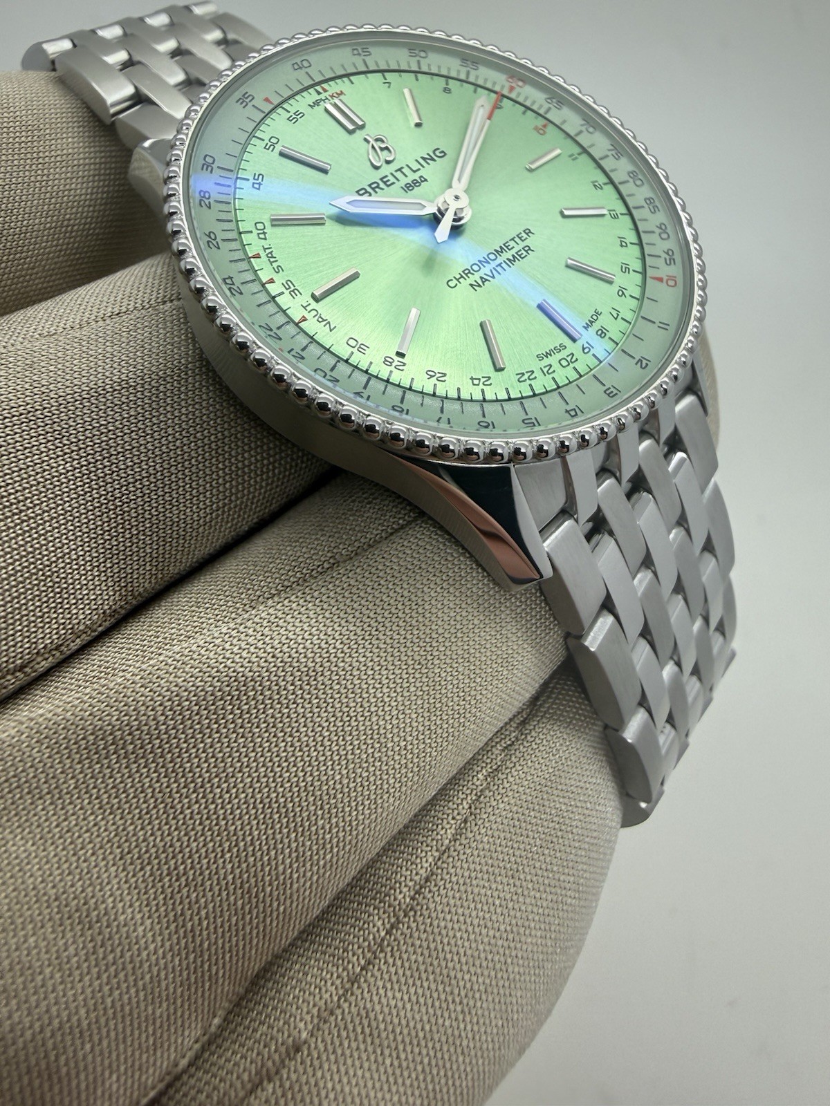 2025 Breitling Navitimer 36mm Light Green Dial Steel Auto Watch A17327 w/ Box