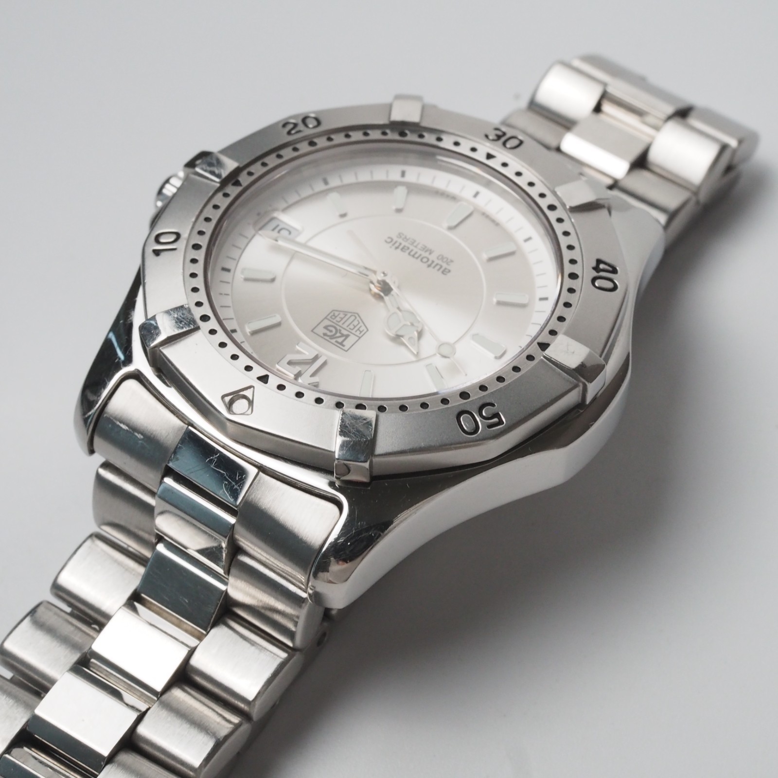 TAG Heuer 2000 WK2116-1 Automatic Silver Dial Professional 200m Men’s