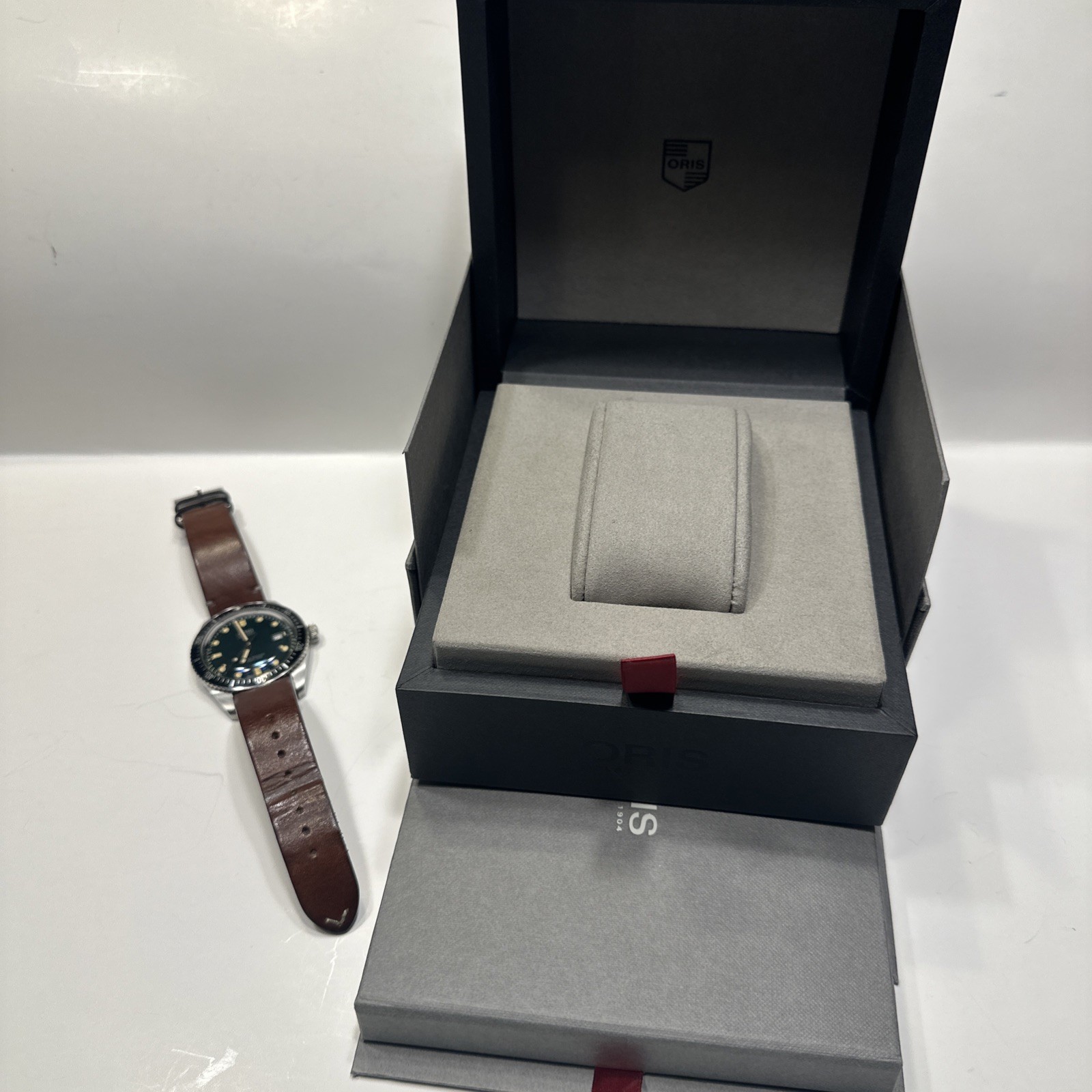 USED Oris Divers Sixty-Five Green Dial Men’s Watch Box And Manual But No Papers