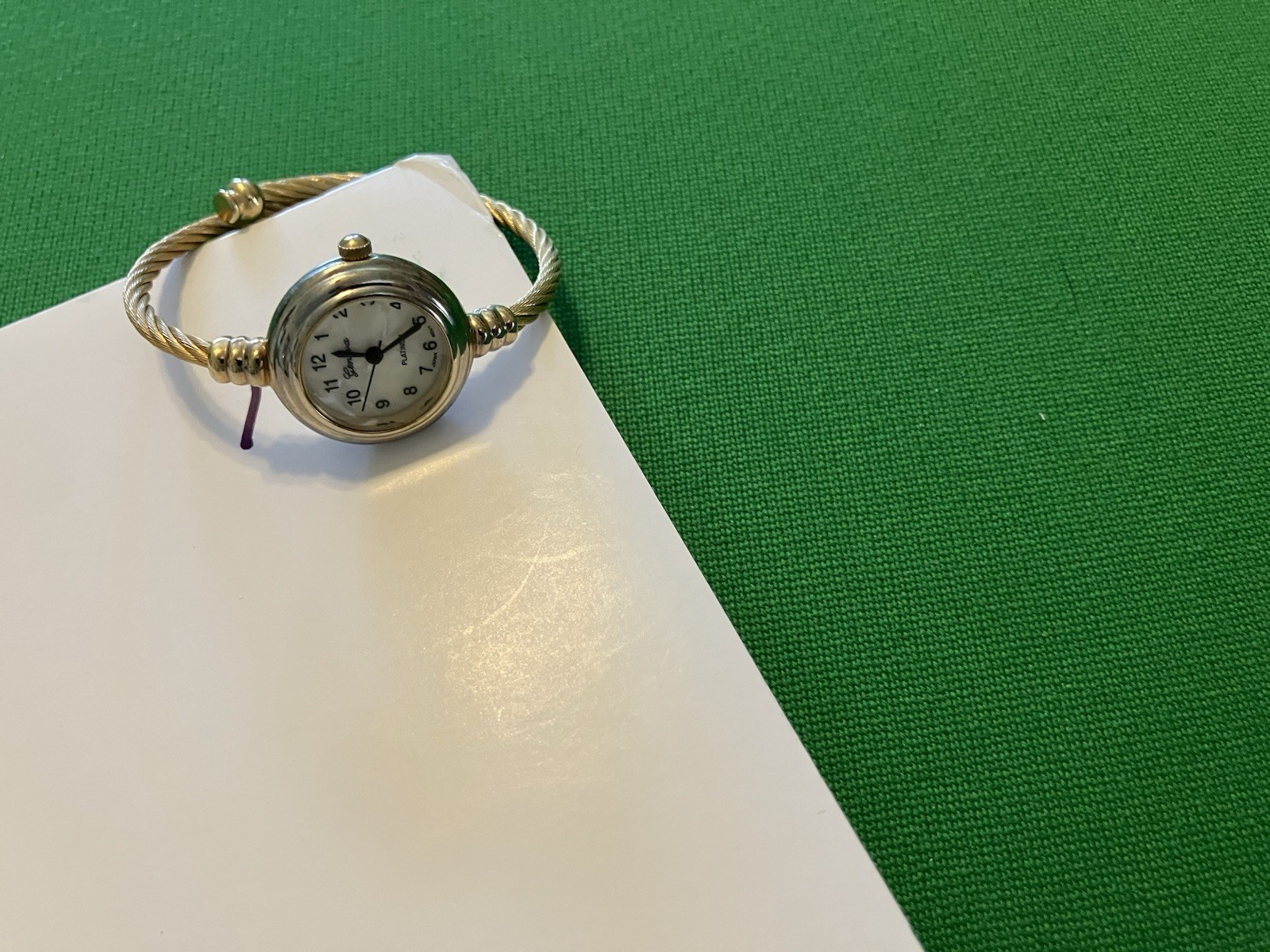 Geneva Platinum Women’s Watch with Gold Plated Clasp band Excellent Condition