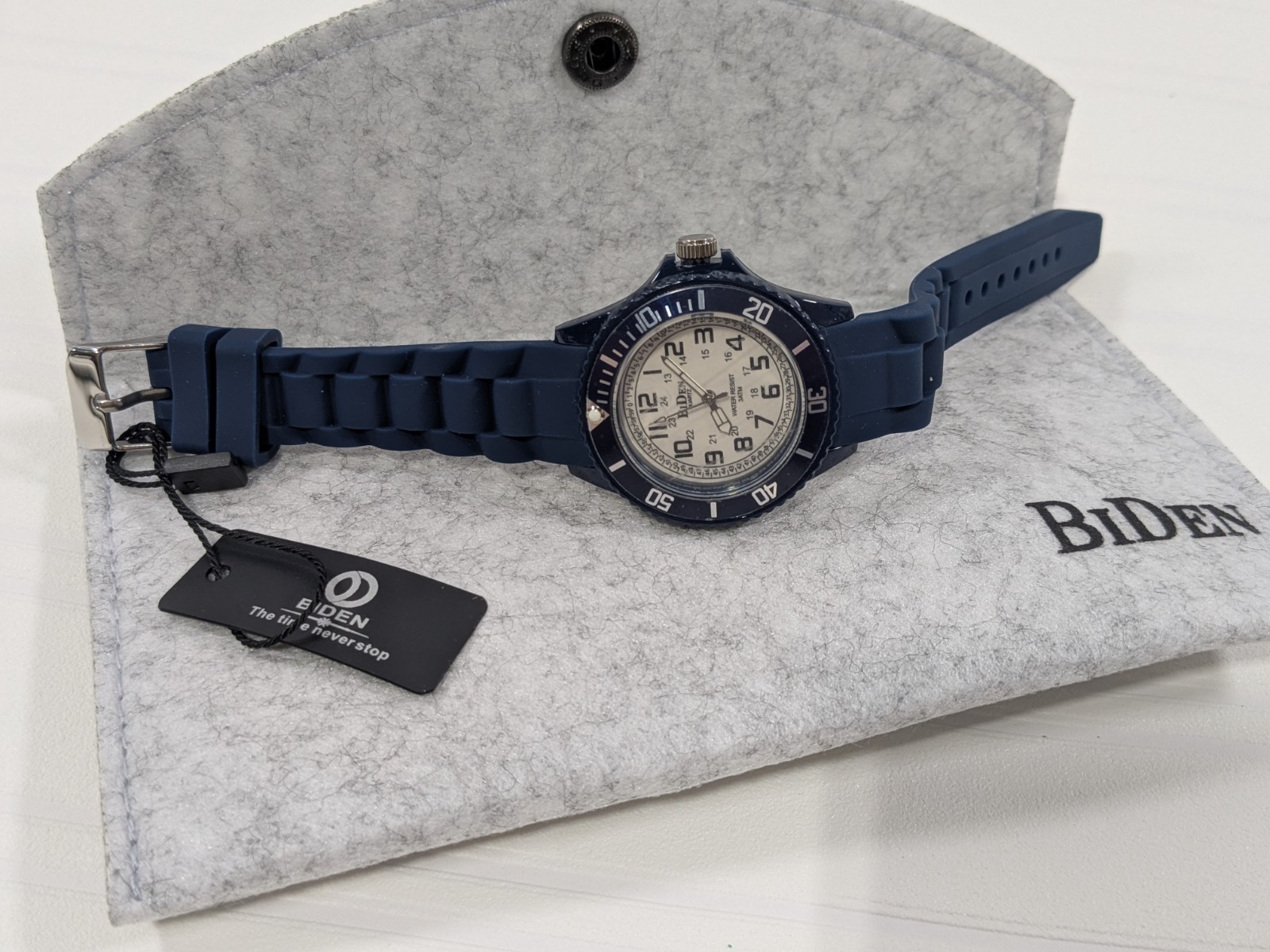 BIDEN Analog Quartz Sport Watch Blue Silicone Band Diver Style w/ Pouch