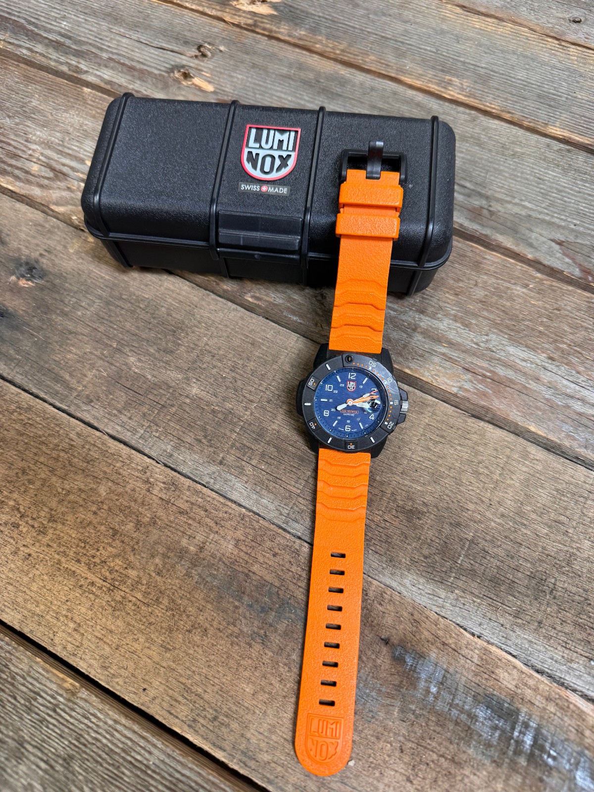 Luminox Navy Seal 3600 45mm Dive watch 200 Meters -3603 with case