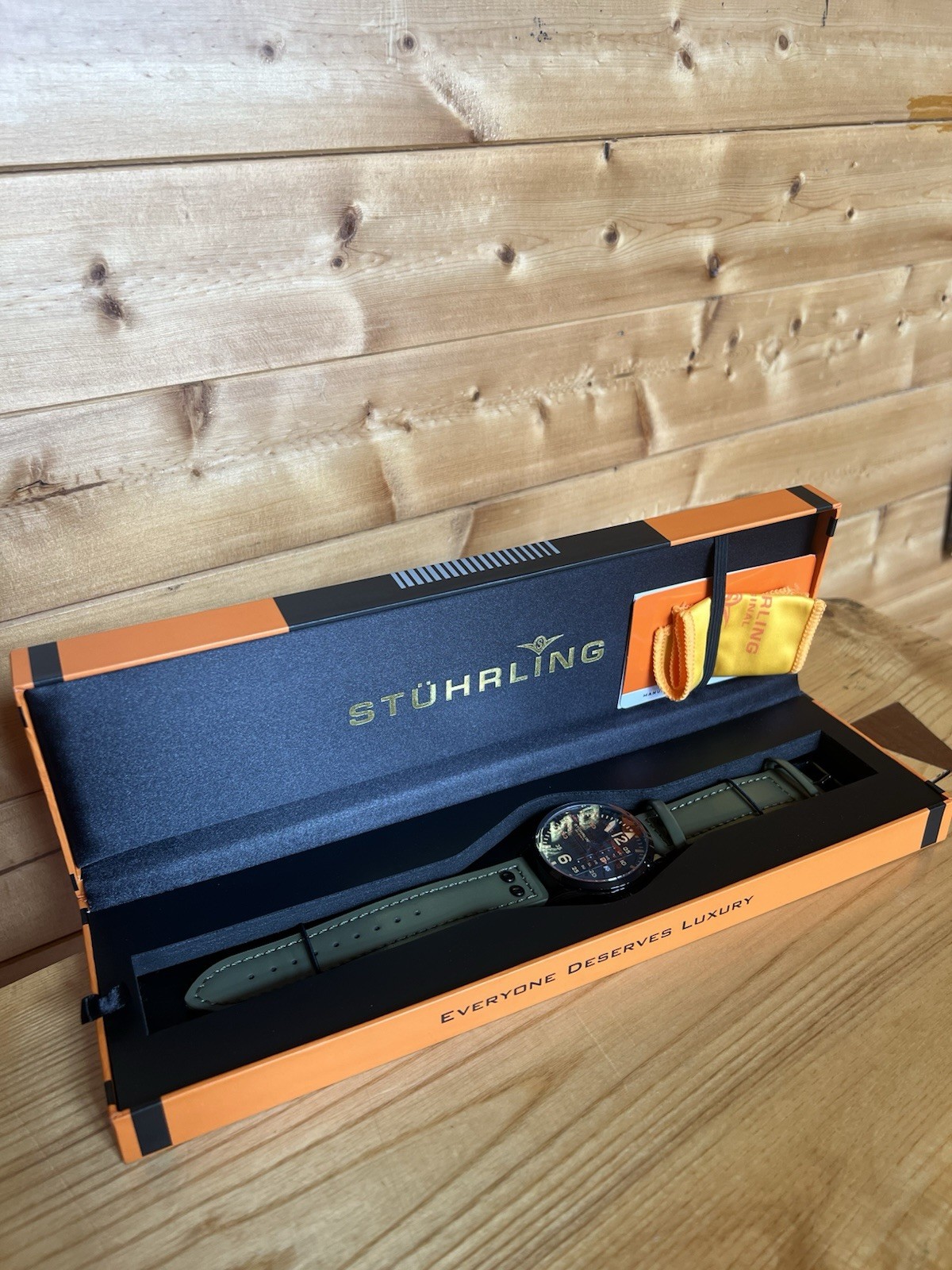 Stührling Original Men’s Quartz Analog Watch Green Leather Band w/ Box Manual