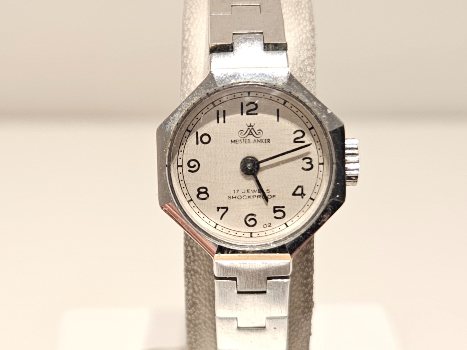 VINTAGE RARE SMALL 19mm GERMANY LADIES MECHANICAL WATCH BRACELET “MEISTER-ANKER”