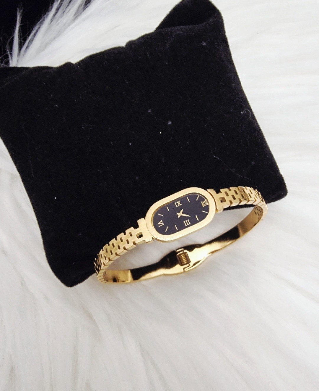 Cuff Bangle Bracelet Watch Style Face New 2026 Elegant